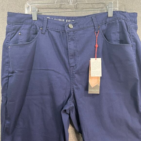 Laurie Felt Petite Daisy Floral Embroidered Ankle Jeans Navy, Plus Petite 22 - Picture 6 of 12